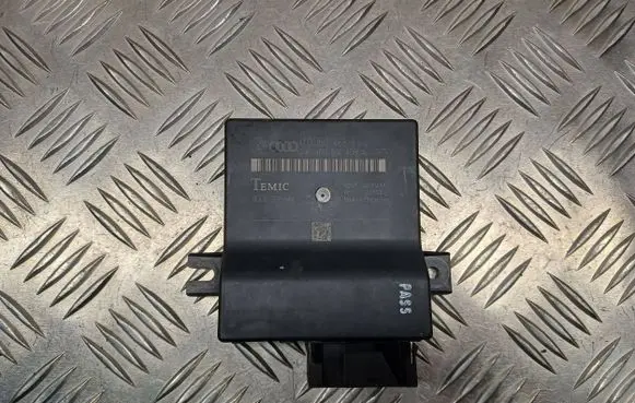 Audi A6 S6 C6 4F Gateway control module 4F0907468D 4F0910468A