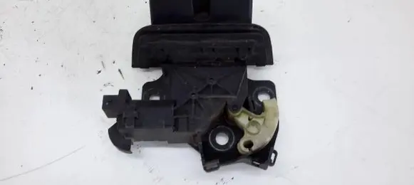 Audi A4 S4 B7 8E 8H Tailgate/trunk/boot lock/catch/latch 8P4827505B