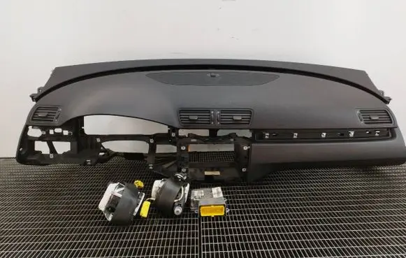 Volkswagen PASSAT B6 Dashboard 