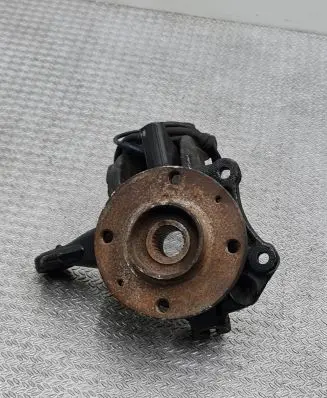 Citroen C3 Picasso Front wheel hub spindle knuckle