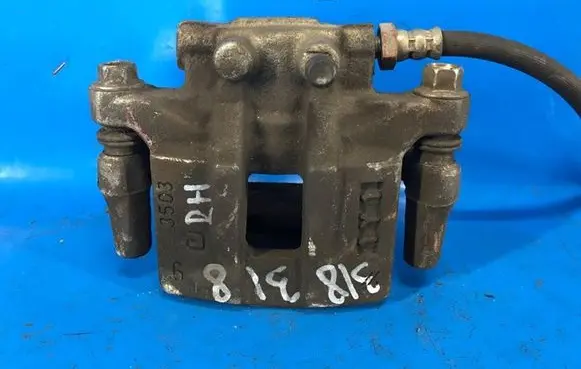 Mitsubishi Outlander Front brake caliper 4605A264