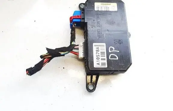 Alfa Romeo 159 Door control unit/module 60684087 NPPL4GSX939