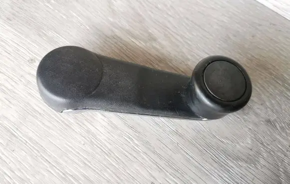Audi 100 S4 C4 Rear door window winding handle 