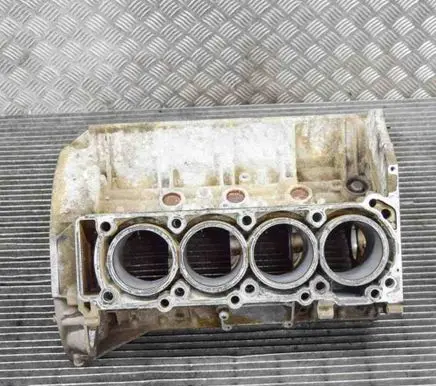 Mercedes-Benz S W220 Engine block 