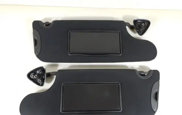 Dodge Challenger Sun visor Unknown