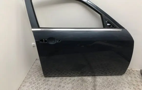 Chrysler 300 - 300C Front door