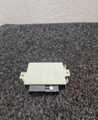 Mercedes-Benz E W213 Reducing agents exhaust control unit A0009007604