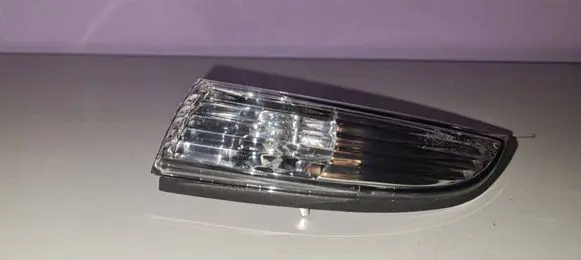 Ford Fiesta Front indicator light 8A6113B381AF 1748313