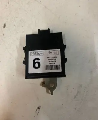 Toyota Avensis T270 Door central lock control unit/module 8974105090 001148338 S000003660