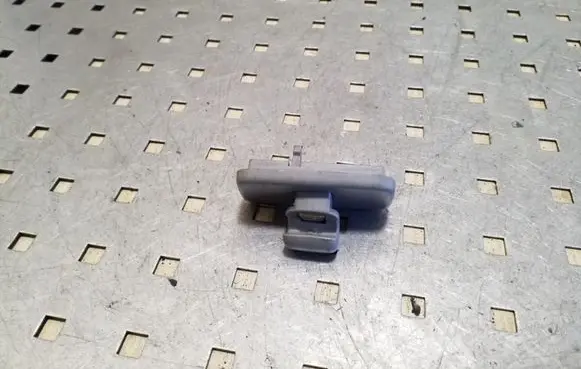 Sun visor clip/hook/bracket