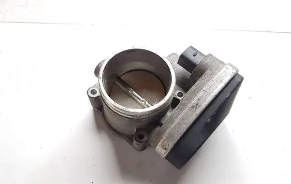 BMW X3 E83 Throttle valve 7502444