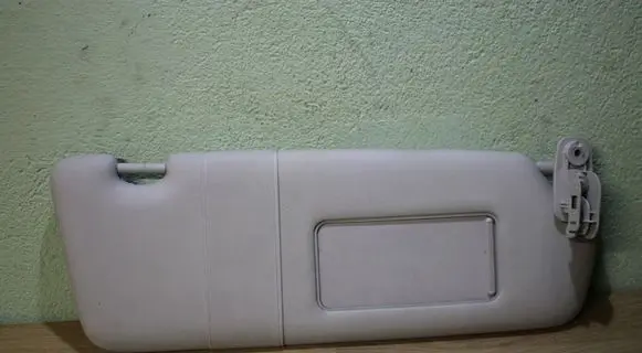 Audi A4 S4 B7 8E 8H Sun visor 8E0857552