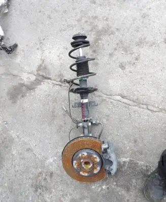 Renault Captur II Front wheel hub spindle knuckle