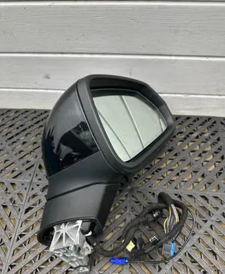 BMW 2 Active Tourer U06 Front door electric wing mirror 