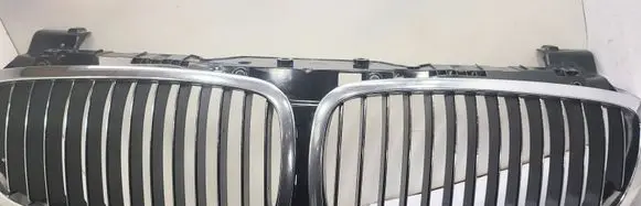 BMW 7 E65 E66 Front bumper upper radiator grill
