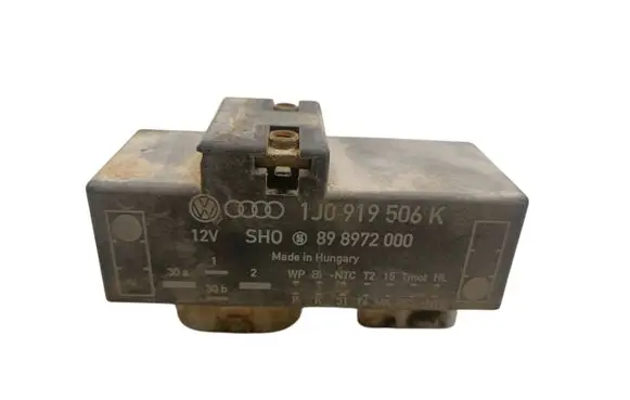 Volkswagen Golf IV Coolant fan relay 1J0919506K 898972000