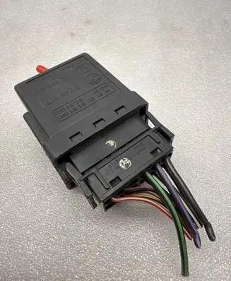 BMW 7 E38 Glow plug pre-heat relay 2246919 72RB510