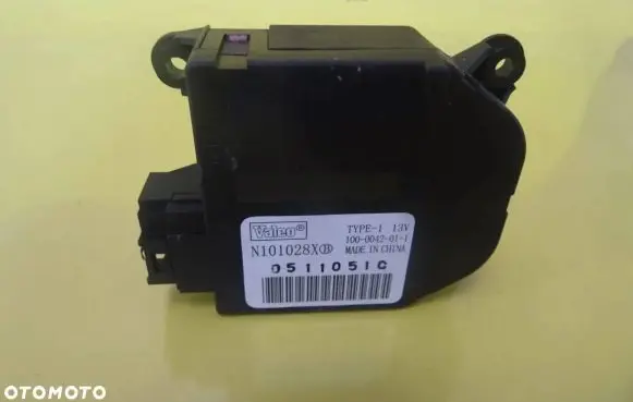 Renault Twingo II Air flap motor/actuator N101028X 100-0042-01-1