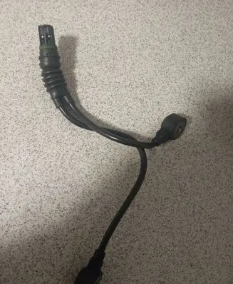BMW 5 E39 Detonation knock sensor 1703592