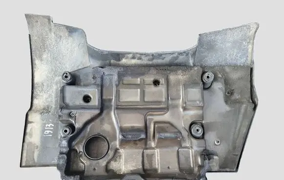 Toyota Corolla Verso E121 Engine hood trim