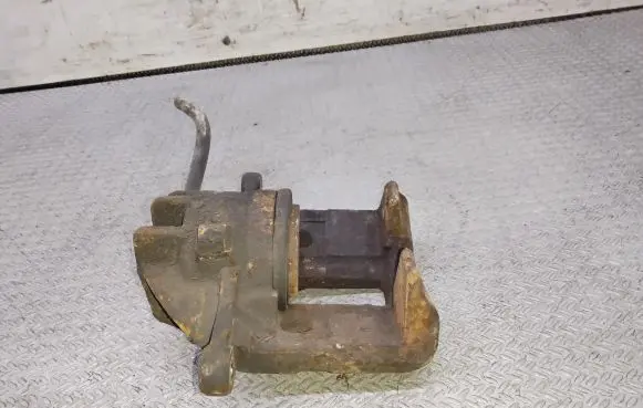 Mitsubishi Space Star Front brake caliper