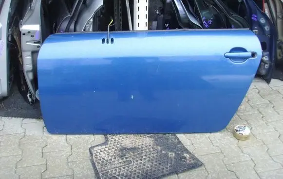 Door (2 Door Coupe)