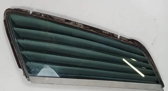 Mercedes-Benz SL R107 Front vent window/glass (coupe) 
