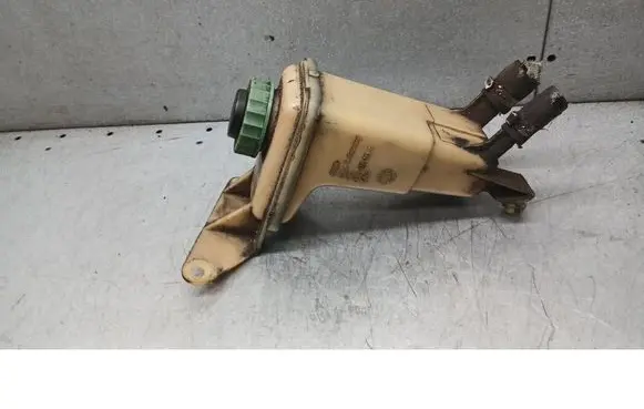 Audi A6 S6 C5 4B Power steering fluid tank/reservoir 