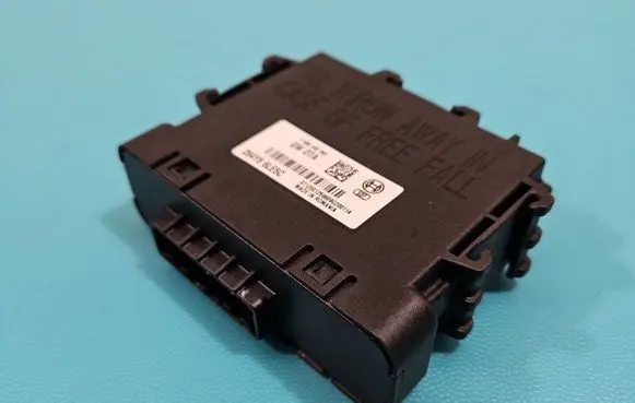 Renault Clio V Central body control module 284Y66LE5C IMPRK1467431