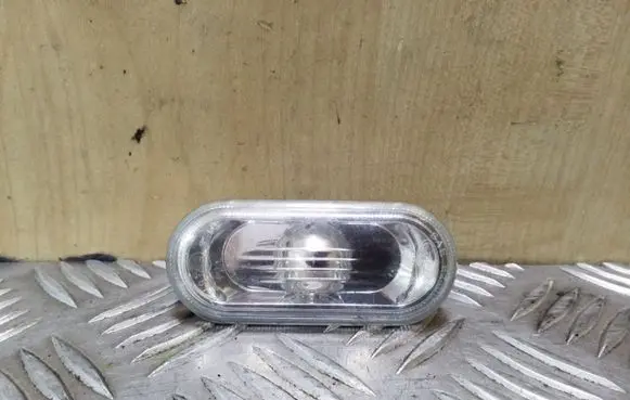 Volkswagen Bora Front fender indicator light 1J0949117