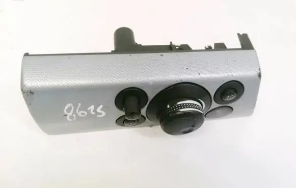 Opel Astra H Light switch 13198926 LK04063035