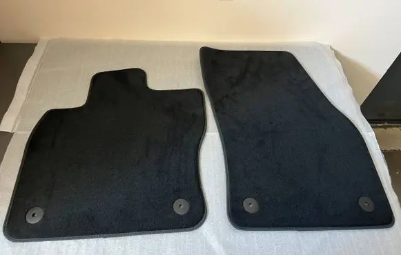 Volkswagen Caddy Car floor mat set 2K8863011B 81109988XX