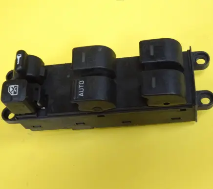 Nissan Maxima Electric window control switch 254013L200