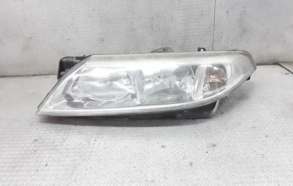 Renault Laguna II Headlight/headlamp 8200002845