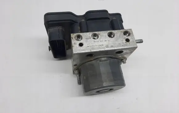 Mercedes-Benz CLA C117 X117 W117 ABS Pump A0004310500