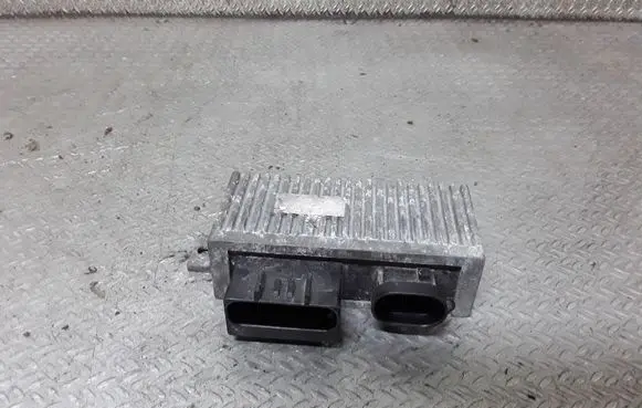 Renault Megane I Glow plug pre-heat relay