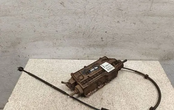 BMW X5 E70 Hand brake control module 6796072 3665010 S007405011