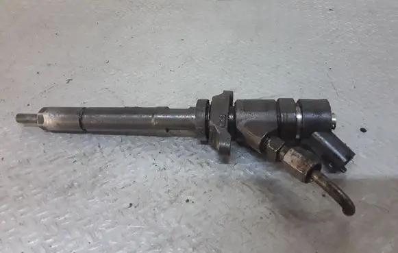 Ford Focus Fuel injector 0445110239
