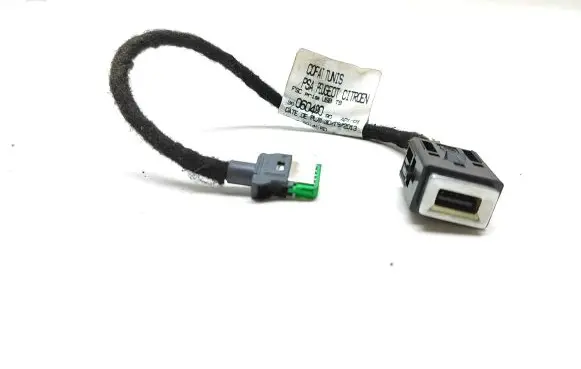 Peugeot 308 USB socket connector 9806049080 30052013