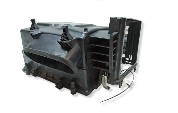 Mercedes-Benz B W246 W242 Air filter box A6450900001