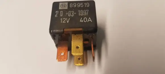 Audi A4 S4 B5 8D Other relay 899519
