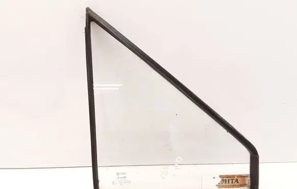 Volkswagen PASSAT B2 Front door vent window glass four-door 43R000980 DOT36 AS2