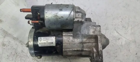 Dacia Sandero Starter motor 233006780R