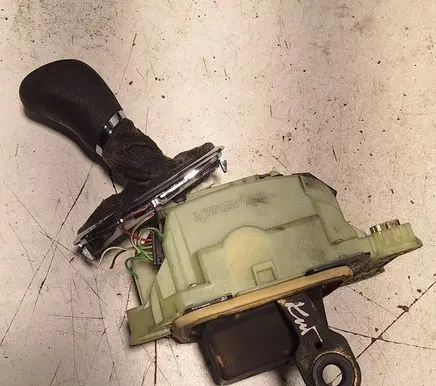 Gear shifter/selector
