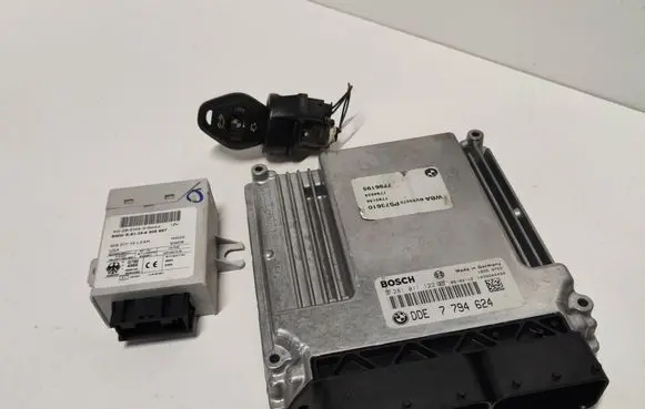 BMW 3 E46 Engine control unit/module 0281011122 7794624 6905667