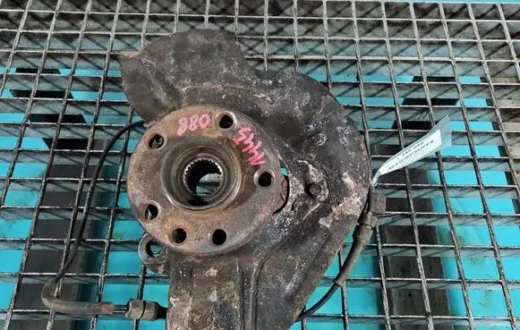 Peugeot 807 Front wheel hub spindle knuckle IMPRK1445088