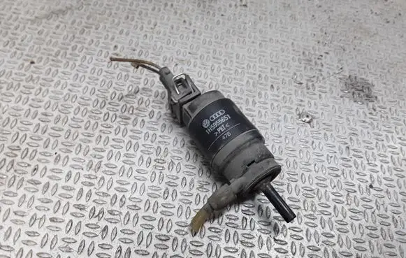 Volkswagen Transporter - Caravelle T4 Windscreen/windshield washer pump 1H5955651