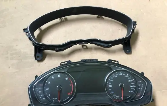 Speedometer (instrument cluster)