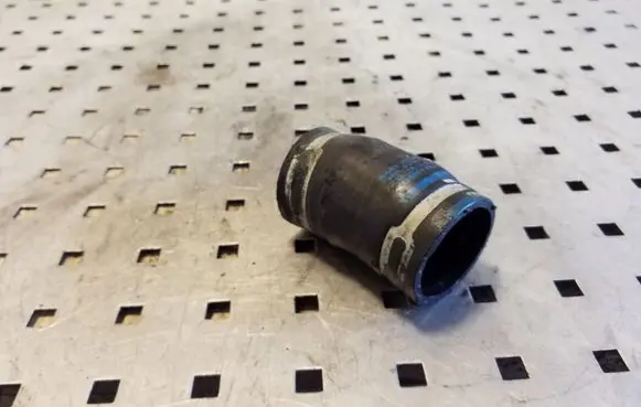 Mercedes-Benz C W204 Engine coolant pipe/hose A6512031682
