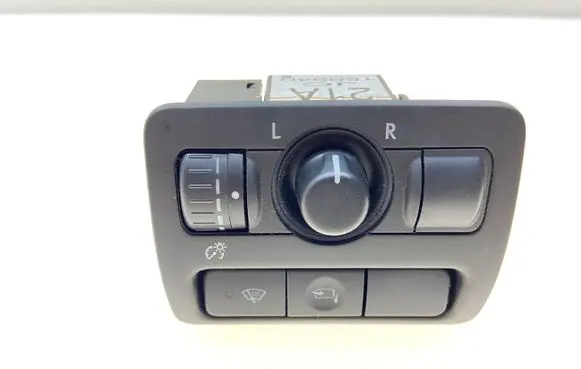 Subaru Outback Wing mirror switch 83002AG040 83002AG 83001AG
